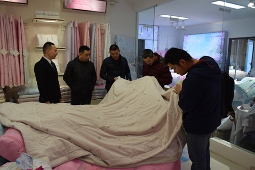 ���A•���𺽡�