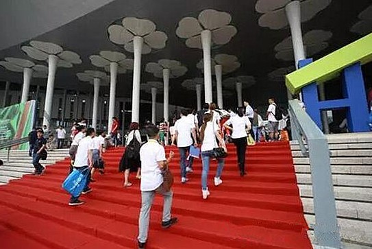 ���Ƅӡ�׃�����ӡ���2016�Ї����H�Ҽ�չ�����@ô���V��