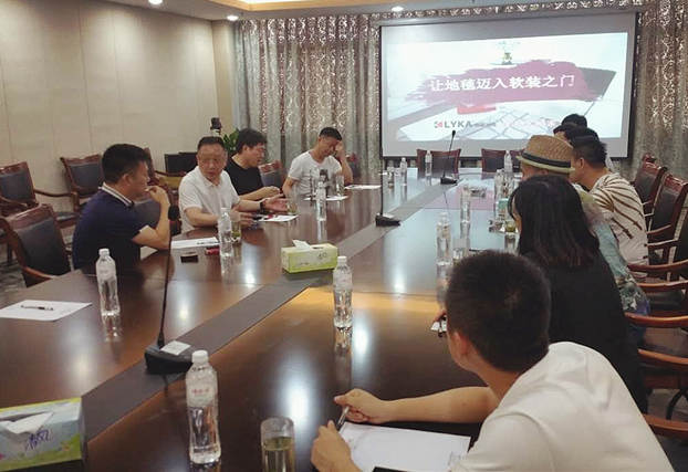 �Ҽ����Ҿ�����̺���ИI(y��)��(du��)Ԓ ���������ں���ģʽ