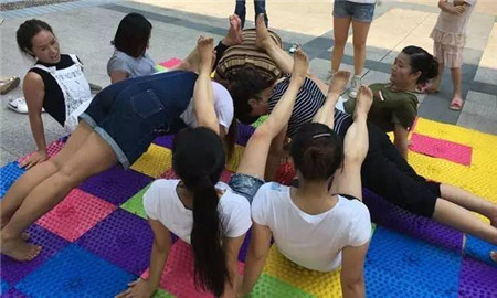 �Pʢ�Ҽ���������񹲾���ͬ��(chu��ng)�＾�x��