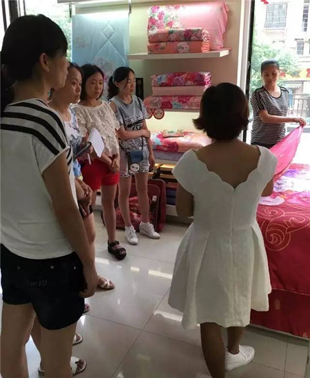 �Pʢ�Ҽ���������񹲾���ͬ��(chu��ng)�＾�x��