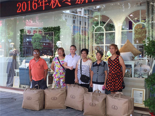 �Pʢ�Ҽ����(y��ng)���(y��ng)�꣺������Ş�������b����(j��)�_�I(y��)