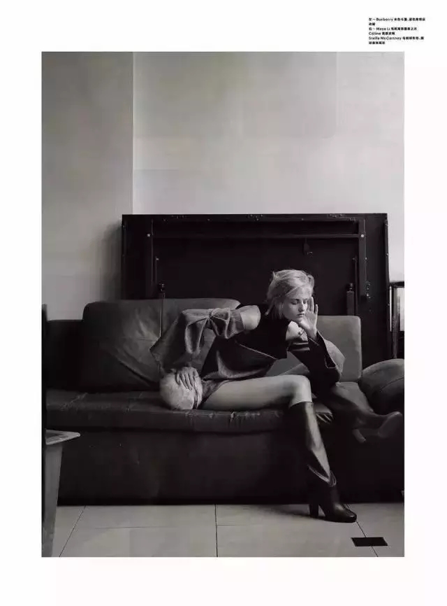 �r���O(sh��)Ӌ���R��FASHIONSHOWCASE���z�����ɞ麼�ݕr��ƽ�_