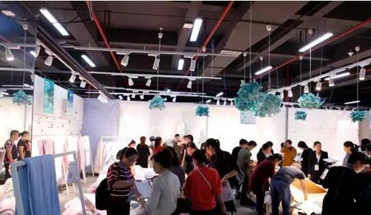 ���R���Ҽ�2017������Ʒ�l(f��)�����ɹ��e��