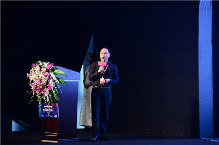 ���M(j��n)ԭ��(chu��ng)�O(sh��)Ӌ(j��)�Ǖr����ͩ�}ȫ�����ϻ��ˆ���