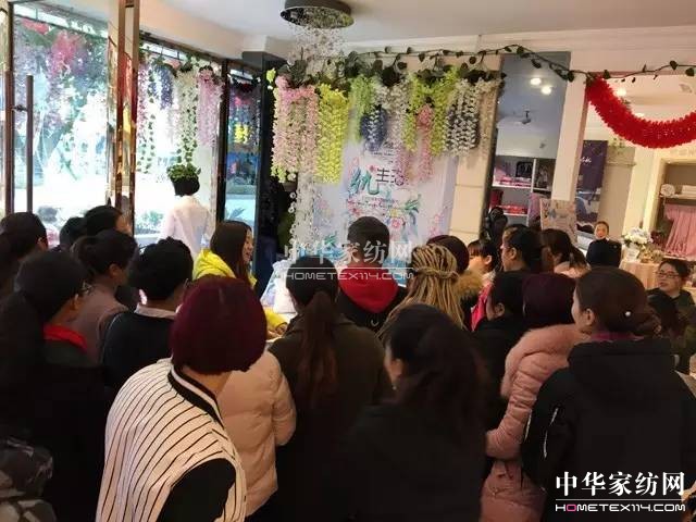 �Pʢ�Ҽ�����������Ӣ�R����ɽ�������@��������