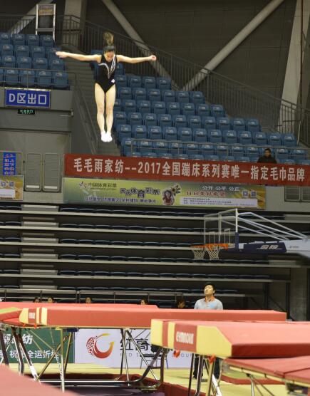 ëë��Ҽ�����ȫ��(gu��)�Ĵ�ϵ��ِ���\(y��n)��(d��ng)ë���Ů���