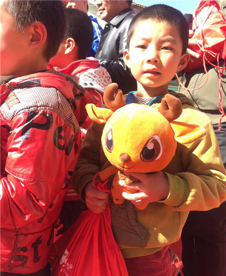 LOVO�Ҽ��y���|�Wُ(g��u)�l(f��)��С��(��i)��ů��������(d��ng)��΢Ц֮��