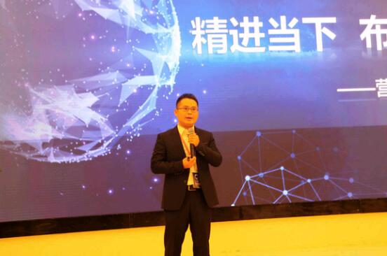 ���R���Ҽ�2017�ﶬ��Ʒ�l(f��)����(hu��)�A�M(m��n)��Ļ