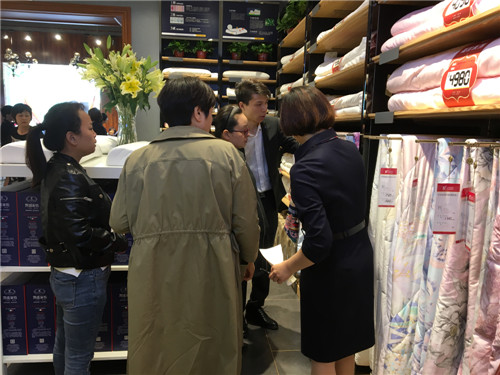 �Ԛ�����Ĳ��Ȼ�����@ôһ�ҳ���Pʢ�Ҽ��w��!