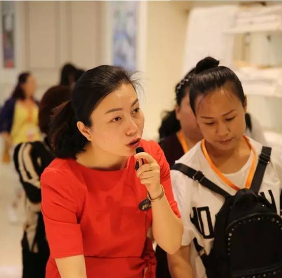 �Pʢ�Ҽ�����(��i)�����E��2017�ﶬ��Ʒ�l(f��)����(hu��)�A�M�Y�ɣ��sҫ35����