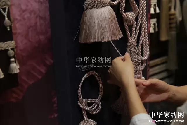 8���Ϻ��Ҽ�չ��^չָ��