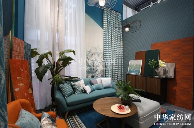 ���c(di��n)��ɫ  ׌�҃�(y��u)������