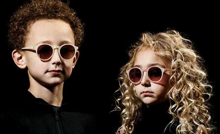 �p�ݶYƷ���}�������ڶYƷչ���I�r���L��