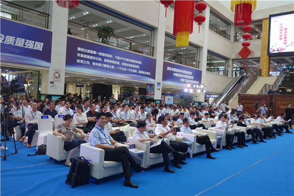 ȫ�������ИI(y��)���Ҽ����|�������ӆT���M������Ї�•��ͨ���T�е������|����(ji��)�_Ļʽ19���e��