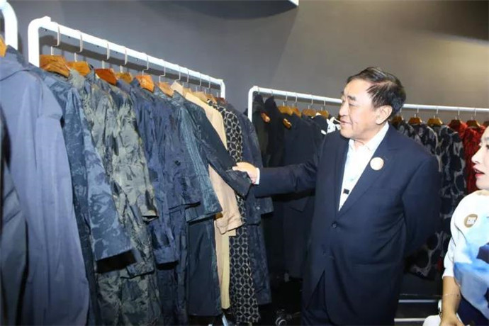 ���@��������L(f��ng)�����м�(li��n)���＾(li��n)չ���_Ļ