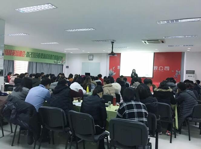 �Pʢ�Ҽ���Ӣ��Ӗ(x��n)����2018��Ʒ��Ӗ(x��n)���ի@�M�M��