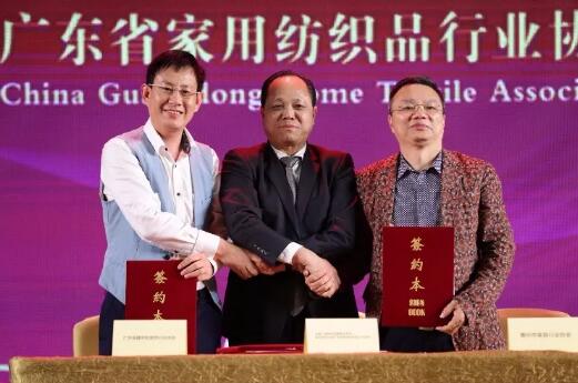 ���_�ń�(chu��ng)�¹������A��2018���ڇ��H�Ҽ��Ҿ�չ��������ȺӢ�C��