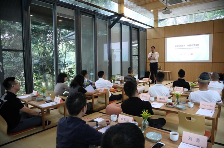 ����Ȼ���ؾ�����������һ�����ӵİl(f��)����