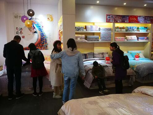 ˯�����Ҽ�¡���M(j��n)�v�(y��ng)��������(ch��ng)�����