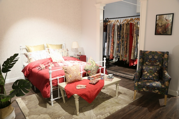 ���������ںϰl(f��)չ������L����Ī��˹