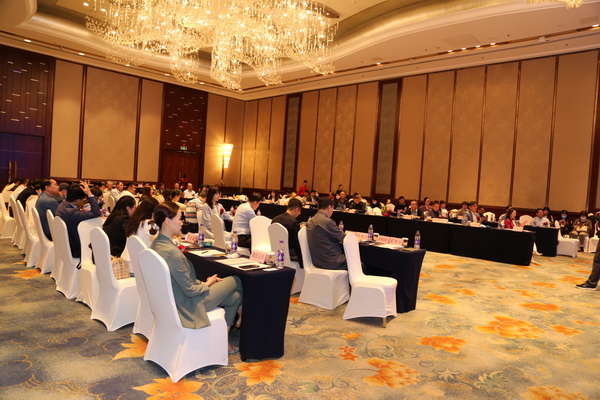 �R���ИI(y��)���������ɼҼ��P(y��ng)���𺽡����u�мҼ��f(xi��)��(hu��)�������(hu��)¡�����_