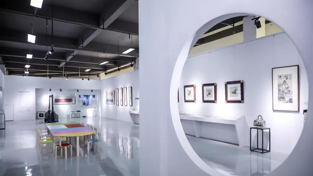 ��ˇ�������I(l��ng)�Gɫ�r(sh��)��--2021������(gu��)�H�鼏���[��(hu��)�_Ļ�ڼ�