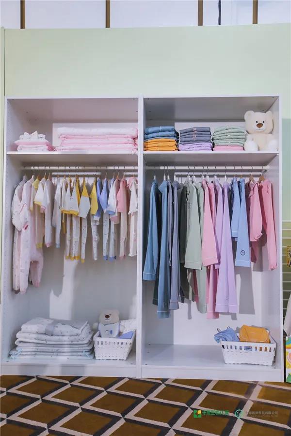 ȫ��������Gɫ����(y��ng)�(li��n)�˳�������(d��ng)�xʽ�ߡ������a(ch��n)Ʒ�Gɫ����(y��ng)朹����c�u(p��ng)�r(ji��)��(d��o)�t����B��(hu��)���Ϻ��e��