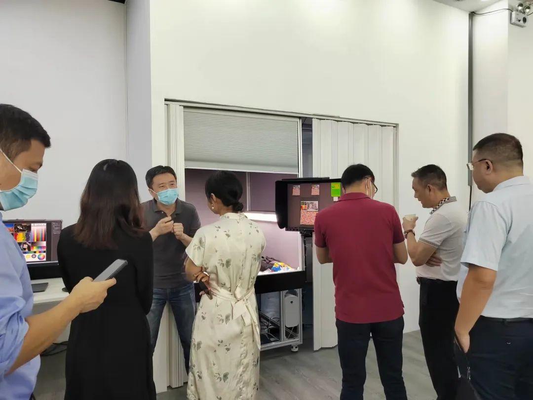 ��ʼ���Ʒ��(sh��)�aӡˇչʾ���ĳɹ���Ļ���F(xi��n)��(ch��ng)�l(f��)������ذ���Ʒ